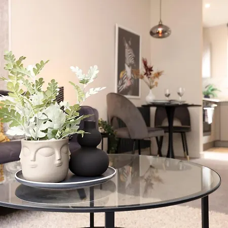 Joivy Splendid Flat, Walking Distance To City Centre Edinburgh Exterior photo
